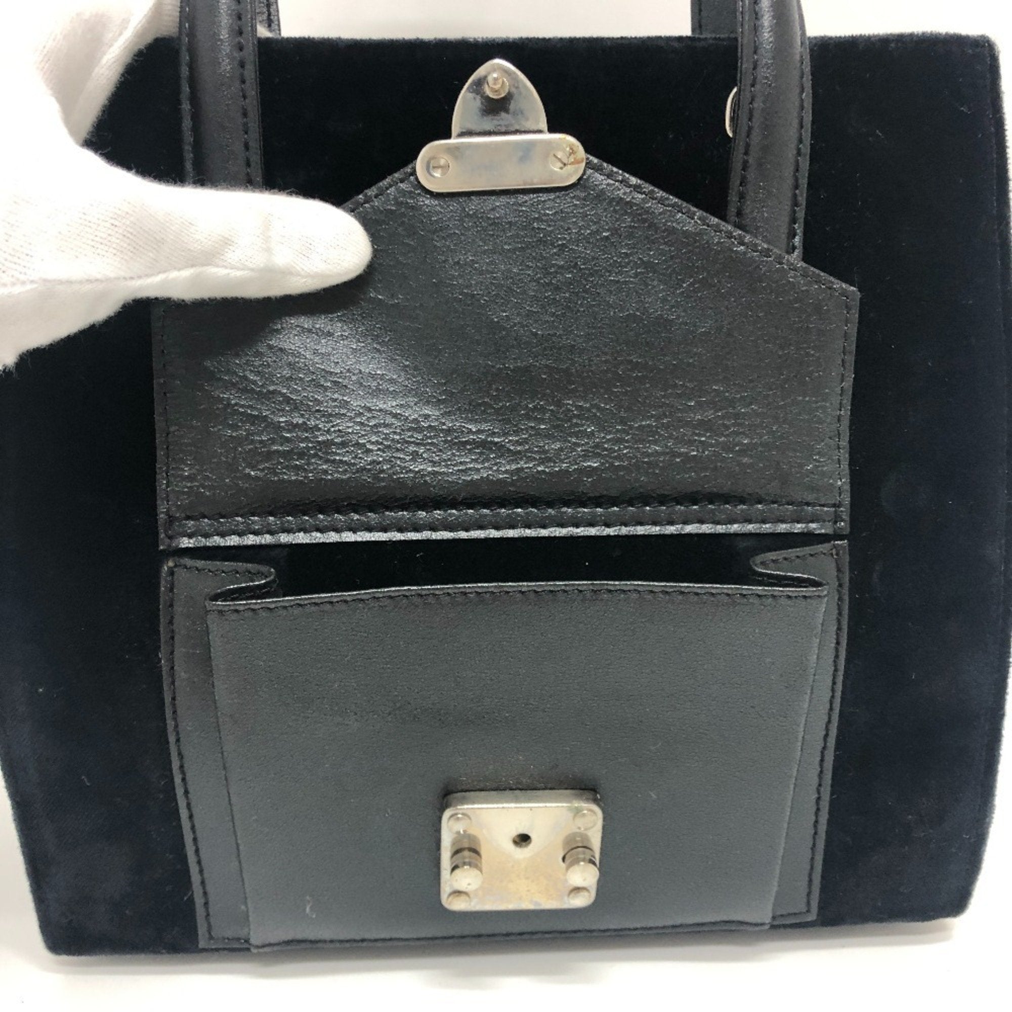 Fendi Black Leather Tote Bag (Pre-Owned)