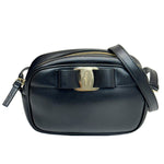 Salvatore Ferragamo Black Leather Shoulder Bag (Pre-Owned)