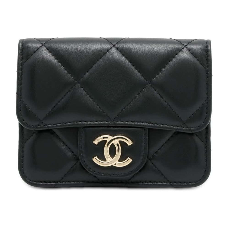 Chanel Matelasse Black Leather Fanny Pack (Pre-Owned)