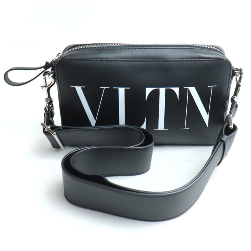 Valentino Garavani Black Leather Shoulder Bag (Pre-Owned)