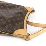 Louis Vuitton Brown Monogram Canvas Shoulder Bag (Pre-Owned)