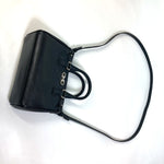 Salvatore Ferragamo Black Leather Shoulder Bag (Pre-Owned)