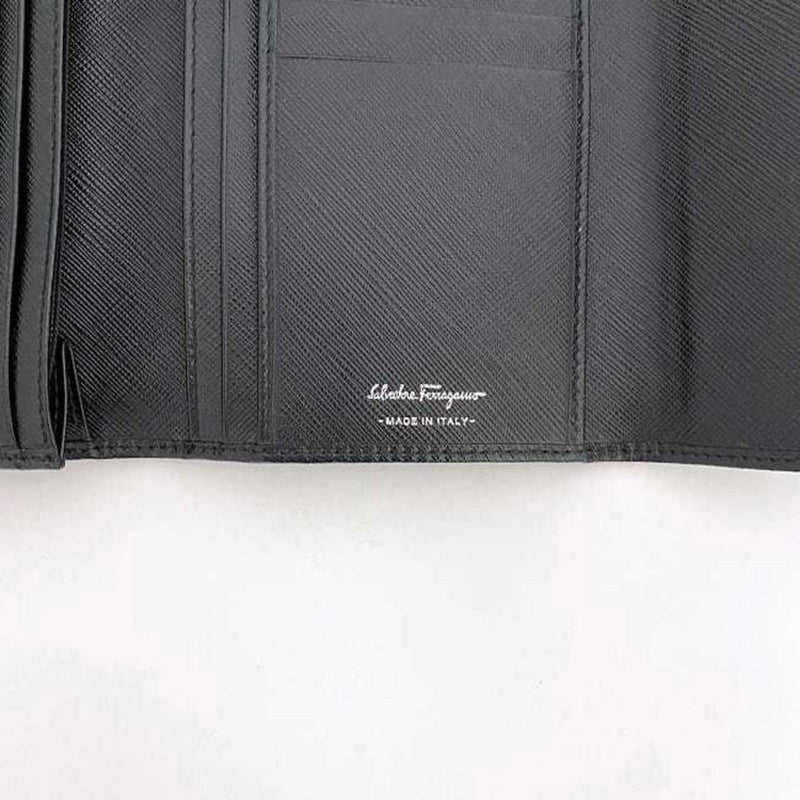 Salvatore Ferragamo Black Leather Long Wallet (Tri-Fold) (Pre-Owned)