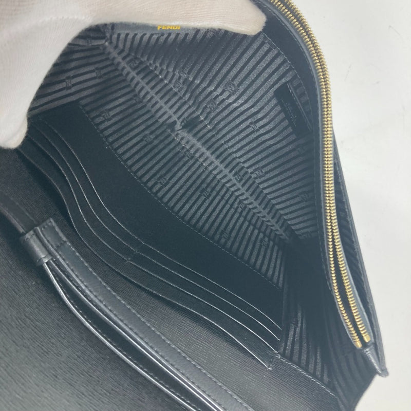 Fendi Black Leather Clutch Bag (Pre-Owned)