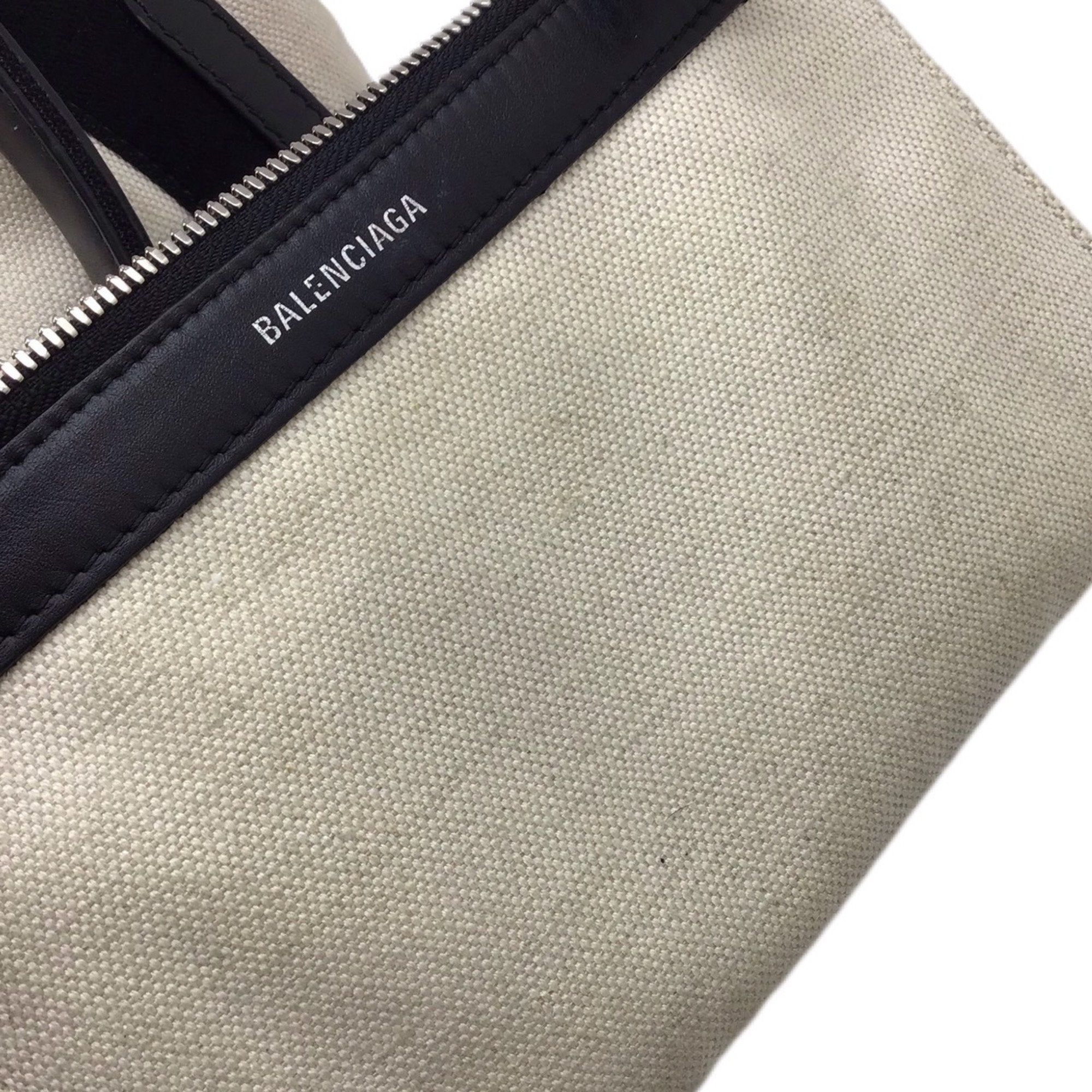 Balenciaga Beige Black Canvas Leather Handbag (Pre-Owned)