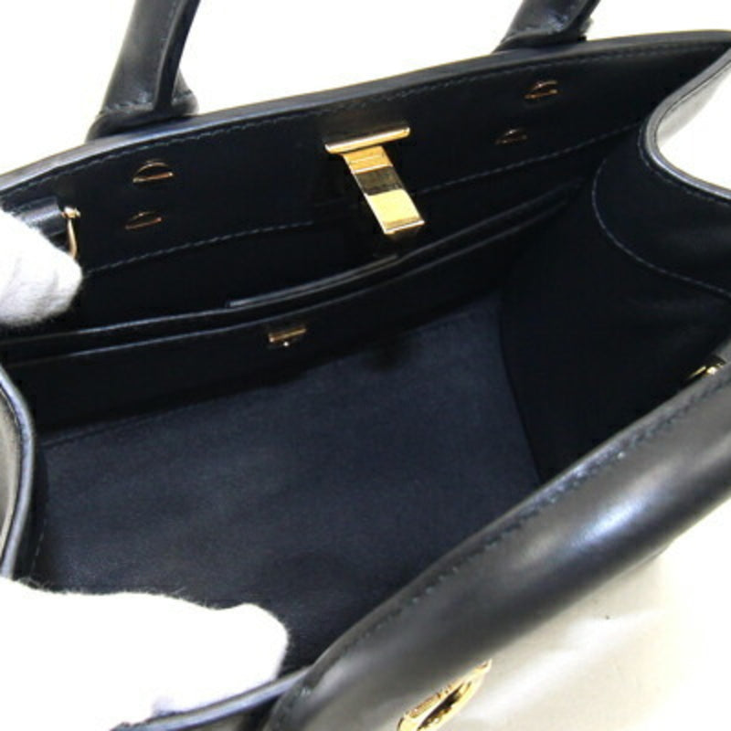 Salvatore Ferragamo Black Leather Handbag Shoulder Bag (Pre-Owned)