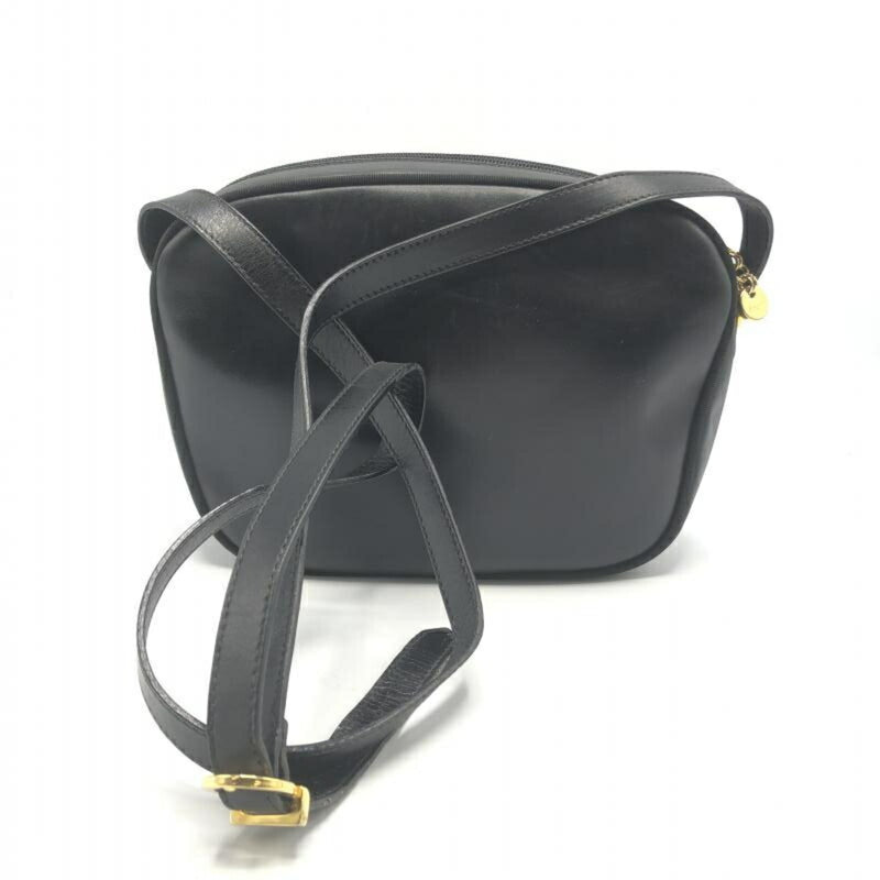 Salvatore Ferragamo Black Leather Shoulder Bag (Pre-Owned)