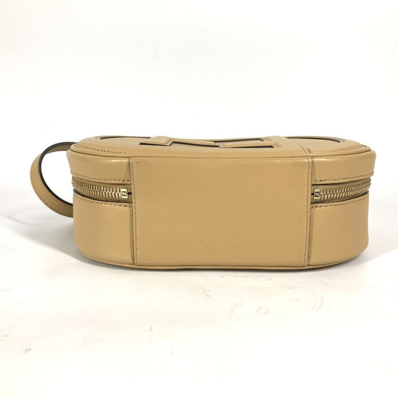 Fendi Beige Leather Handbag Shoulder Bag (Pre-Owned)