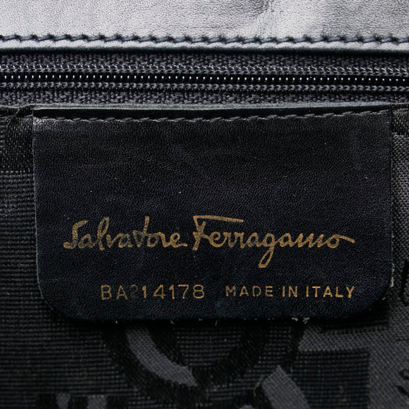 Salvatore Ferragamo Black Leather Handbag Shoulder Bag (Pre-Owned)