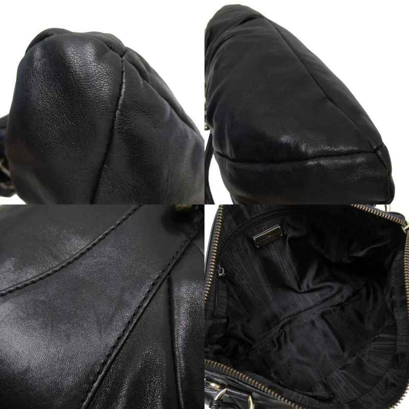 Salvatore Ferragamo Black Leather Shoulder Bag (Pre-Owned)