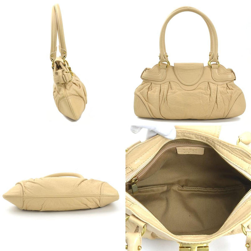 Salvatore Ferragamo Beige Leather Shoulder Bag (Pre-Owned)