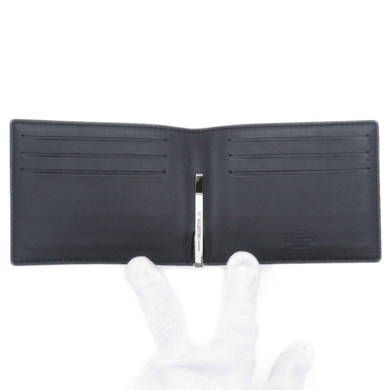 Valentino Garavani Black Leather Wallet (Bi-Fold) (Pre-Owned)