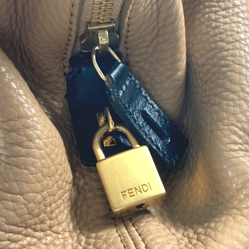 Fendi Beige Leather Shoulder Bag (Pre-Owned)