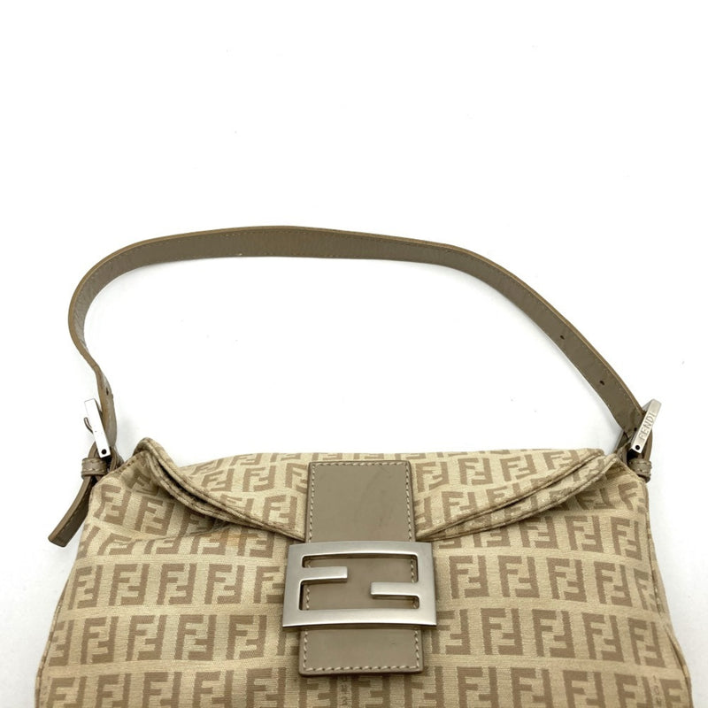 Fendi Beige Canvas Handbag (Pre-Owned)