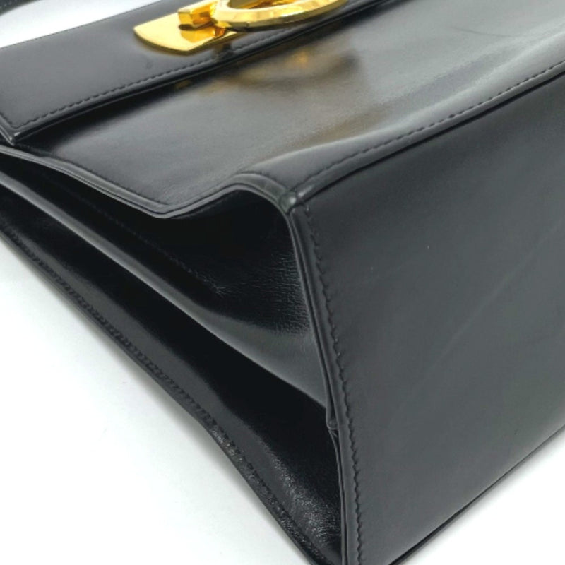 Salvatore Ferragamo Black Leather Shoulder Bag (Pre-Owned)