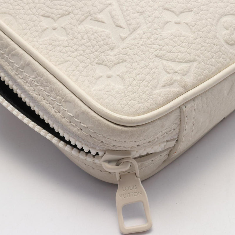 Louis Vuitton White Leather Fanny Pack (Pre-Owned)