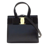 Salvatore Ferragamo Black Leather Handbag Shoulder Bag (Pre-Owned)