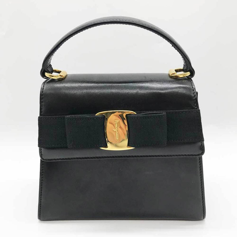 Salvatore Ferragamo Black Leather Handbag (Pre-Owned)