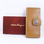 Salvatore Ferragamo Brown Leather Wallet  (Pre-Owned)