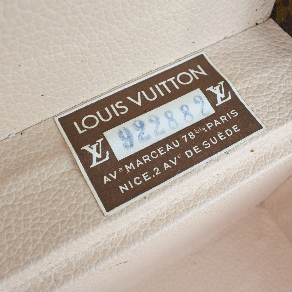 Louis Vuitton Cotteville 40 Travel