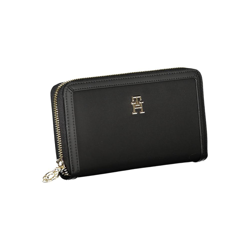 Tommy Hilfiger Chic Black Multi-Compartment Women's Wallet