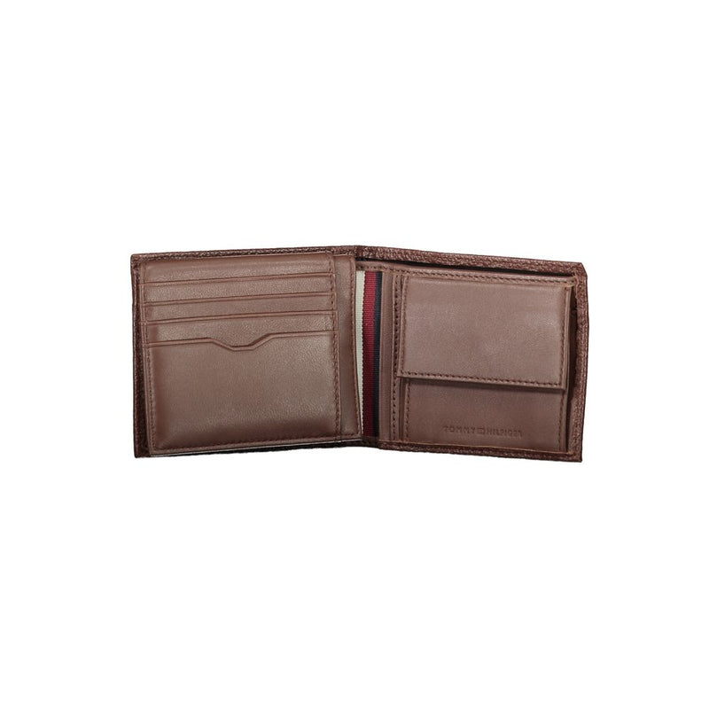 Tommy Hilfiger Elegant Brown Leather Bifold Men's Wallet