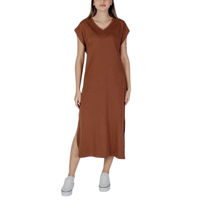 B.Young Brown Cotton Women's Dress