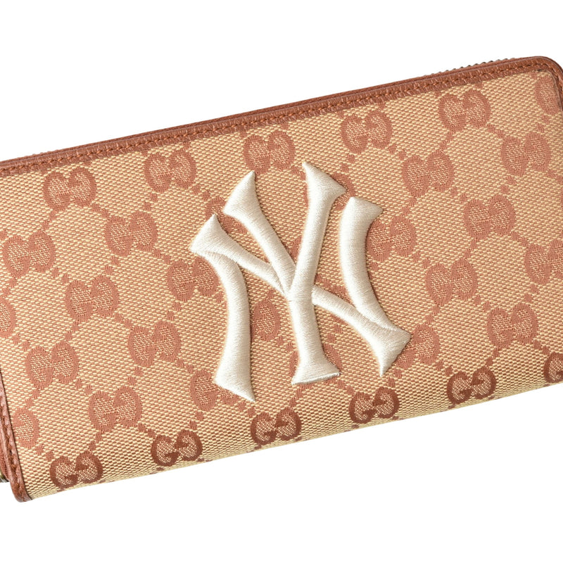 Gucci Continental Beige Canvas Wallet  (Pre-Owned)