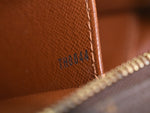 Louis Vuitton Cité Brown Canvas Shoulder Bag (Pre-Owned)