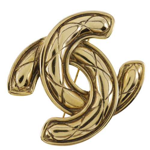 Chanel Matelassé Gold Gold Plated Brooch Jewelry (Pre-Owned)